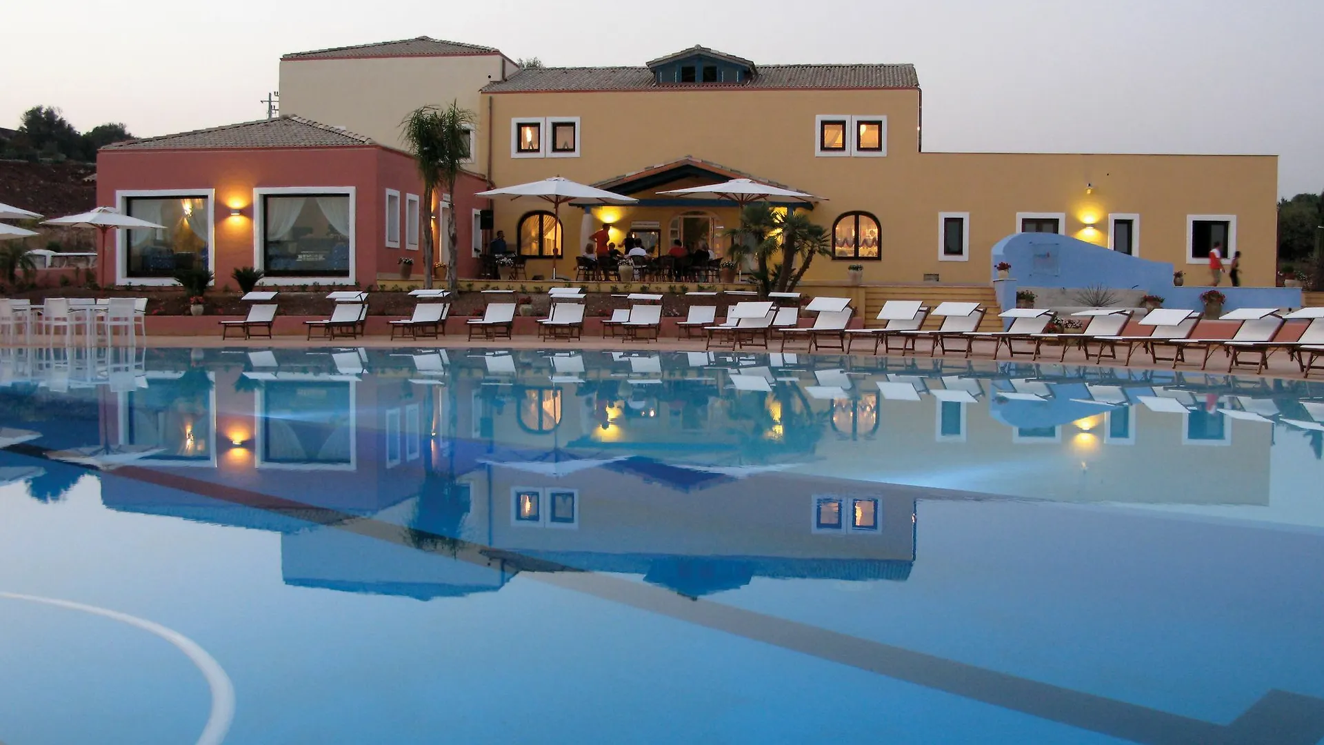 **** Resort Voi Marsa Sicla Essentia Hotel Sampieri Italy